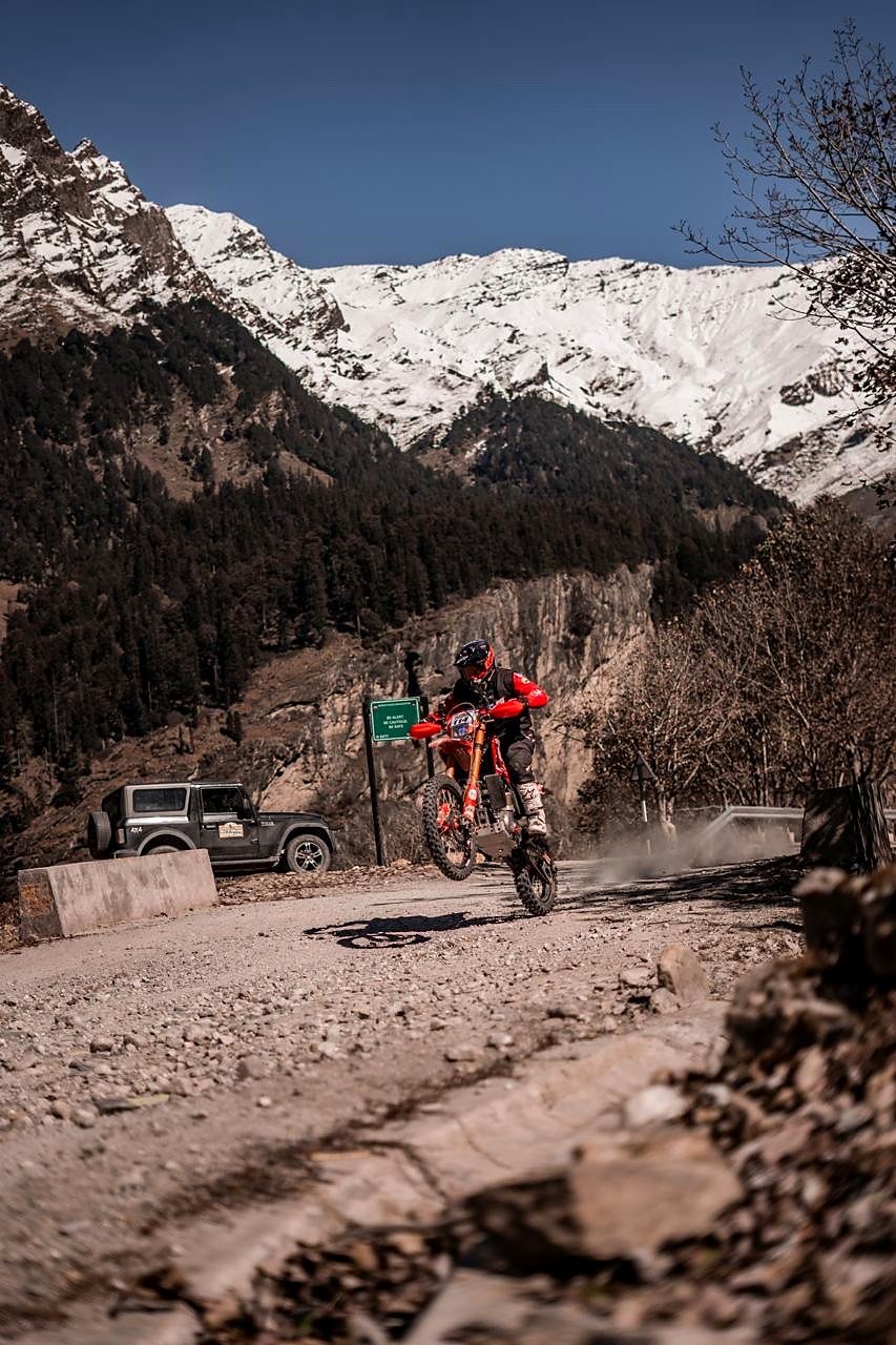 Leon competing on a mountain road during a rally